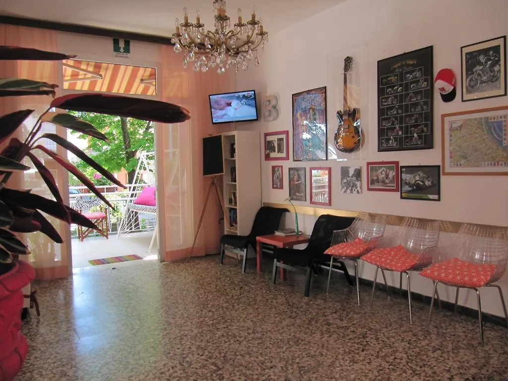Hotel Villa Elia リミニ 2*,  イタリア