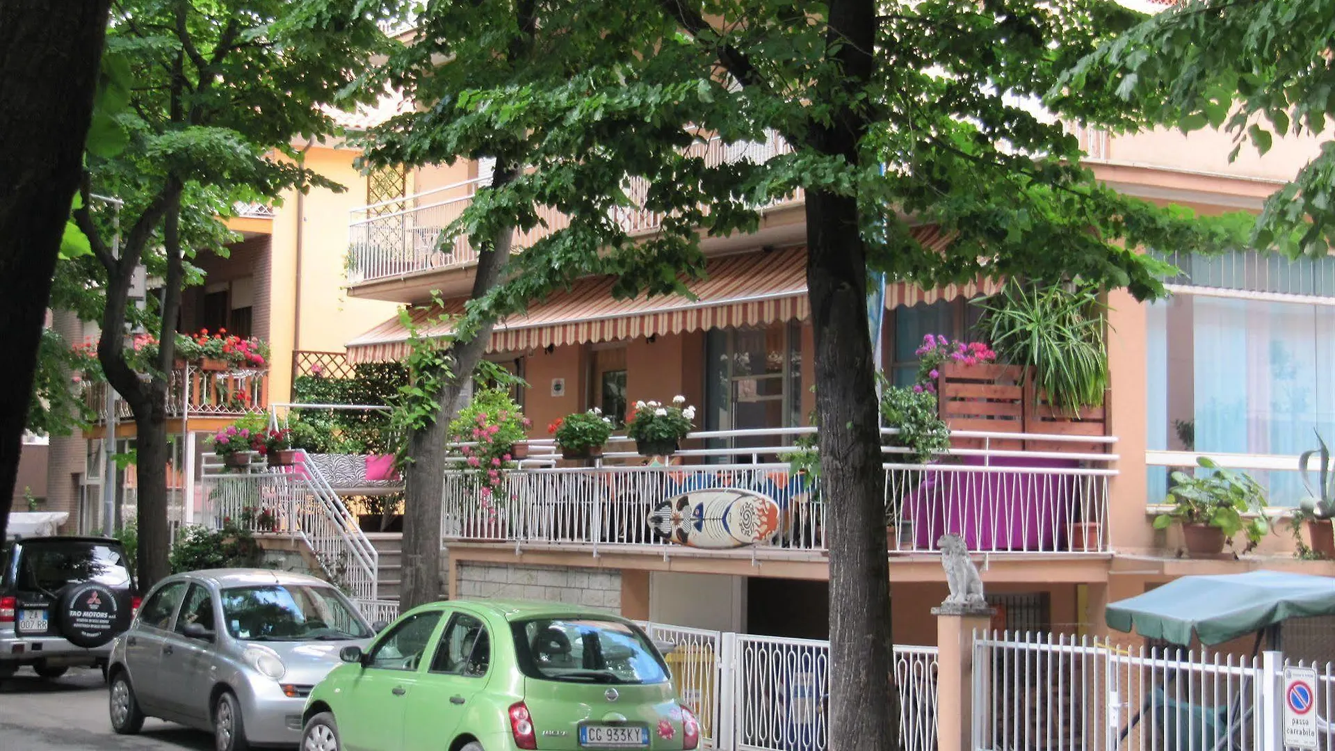 Hotel Villa Elia Римини