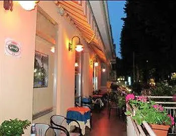 **  Hotel Villa Elia Римини Италия